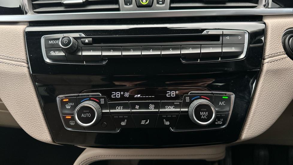 Air Conditioning /Dual Climate Control 