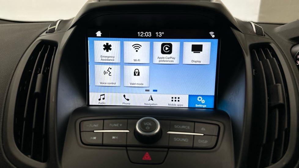 Apple Car Play & Android Auto