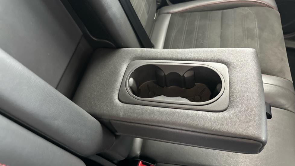 Rear Armrest/ Cup Holder