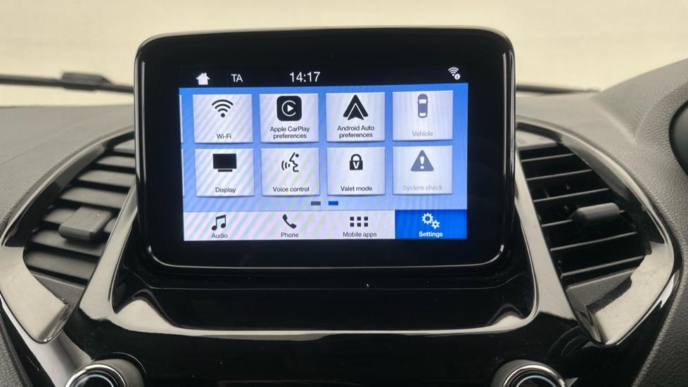 Apple Car Play & Android Auto