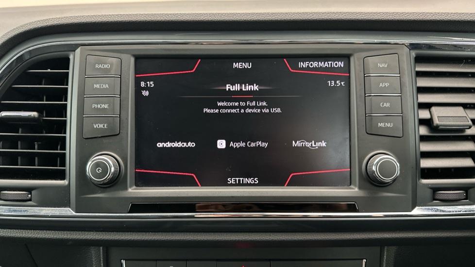 Apple Car Play & Android Auto