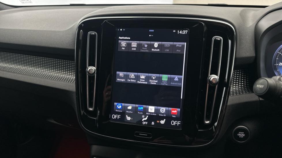 Apple Car Play & Android Auto