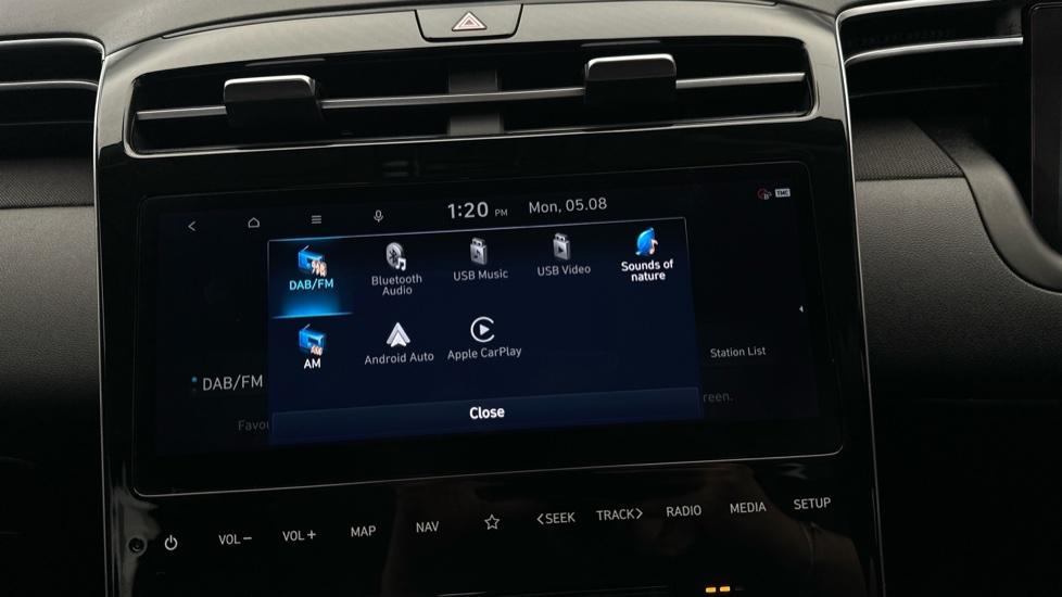 Apple Car Play & Android Auto