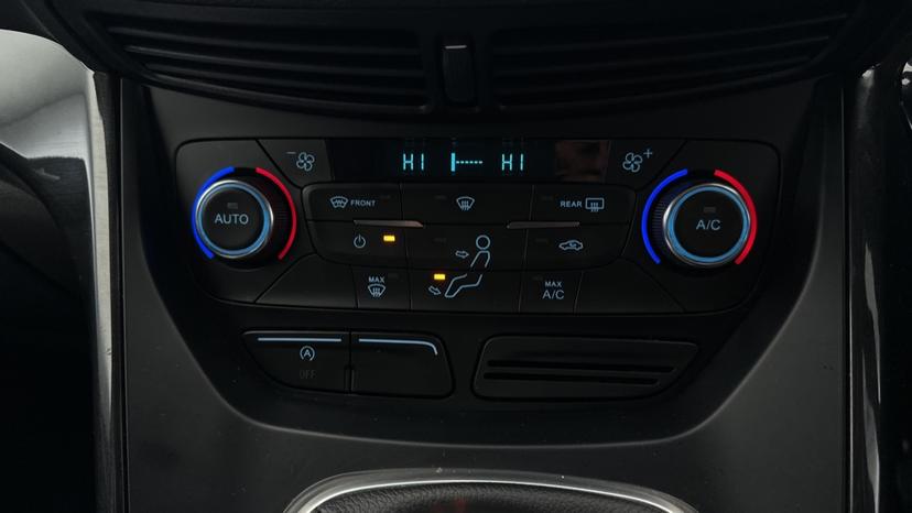 Air Conditioning /Dual Climate Control /Auto Stop/Start