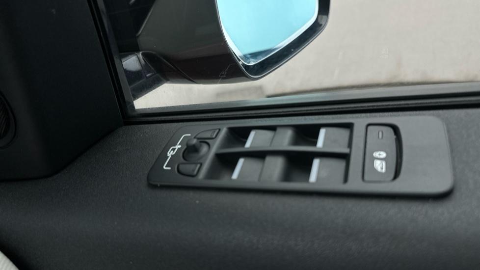 Electric Windows / Wing Mirrors 