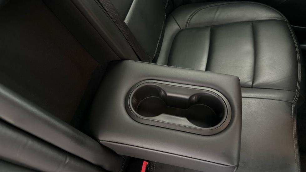 Rear Armrest/ Cup Holder