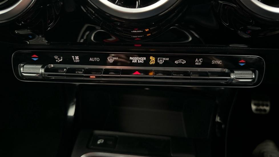 Air Conditioning /Dual Climate Control 