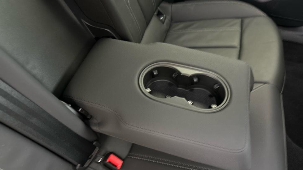 Rear Armrest/ Cup Holder