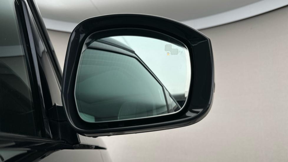 Blind Spot Monitoring System 