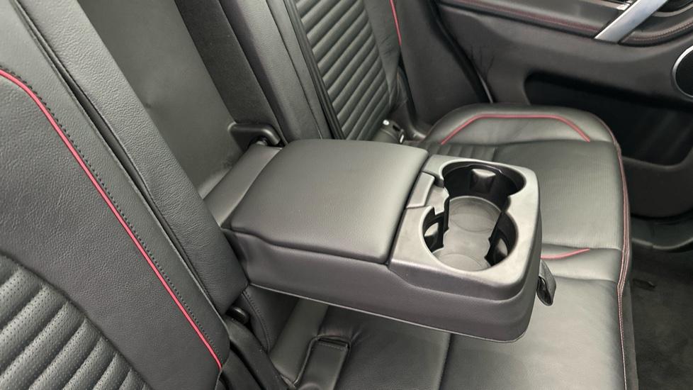 Rear Armrest/ Cup Holder