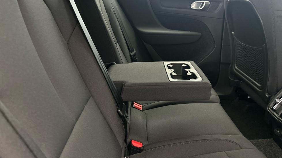 Rear Armrest/ Cup Holder