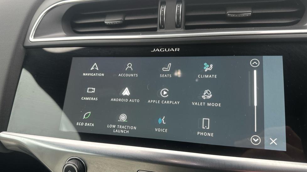 Apple Car Play & Android Auto