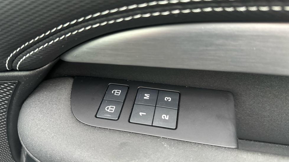 Seat memory