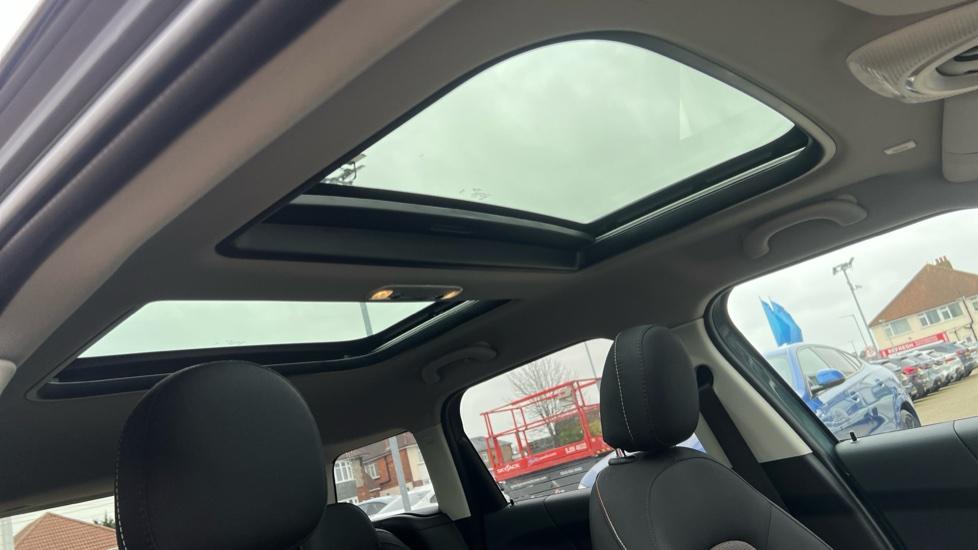 Panoramic Roof