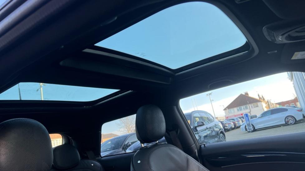 Panoramic Roof