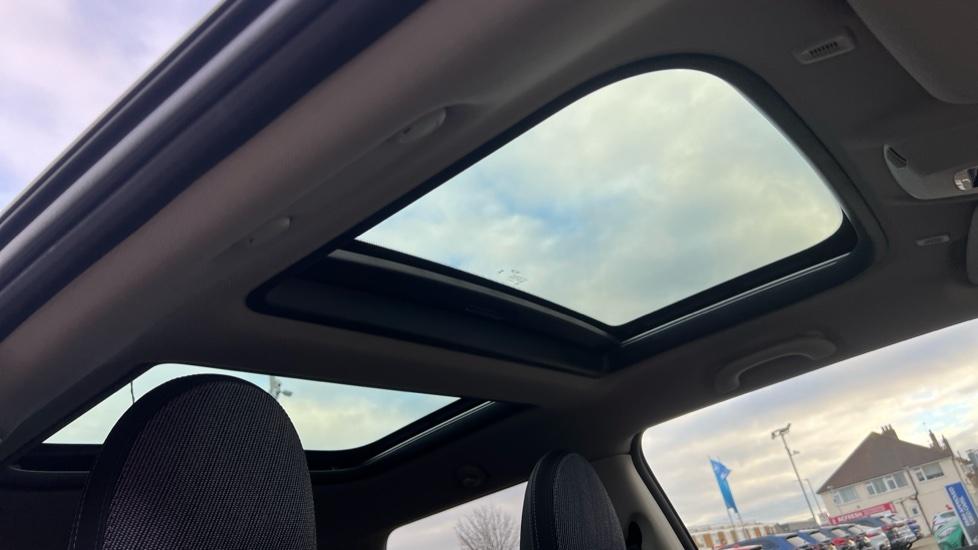 Panoramic Roof