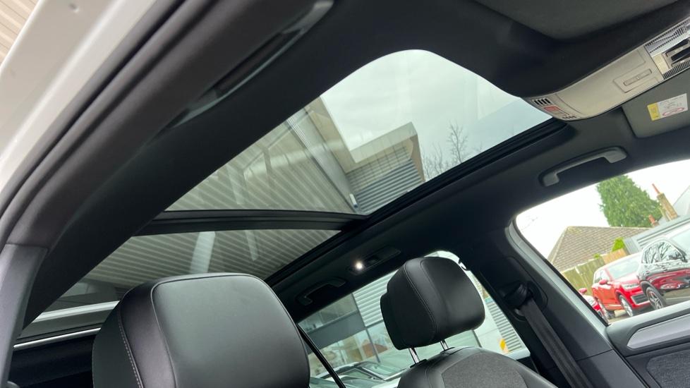 Panoramic Roof