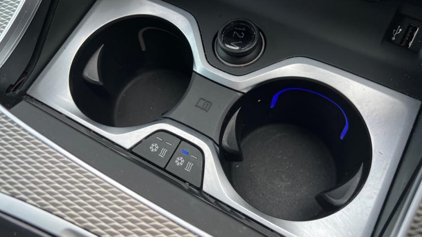 Heated/Cooling Cupholders