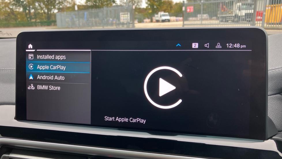 Apple Car Play & Android Auto