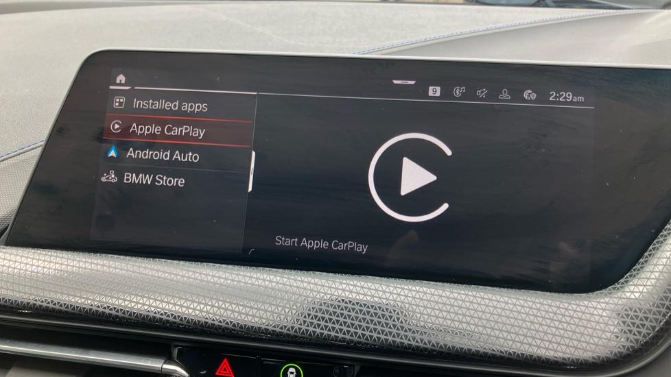 Apple Car Play & Android Auto