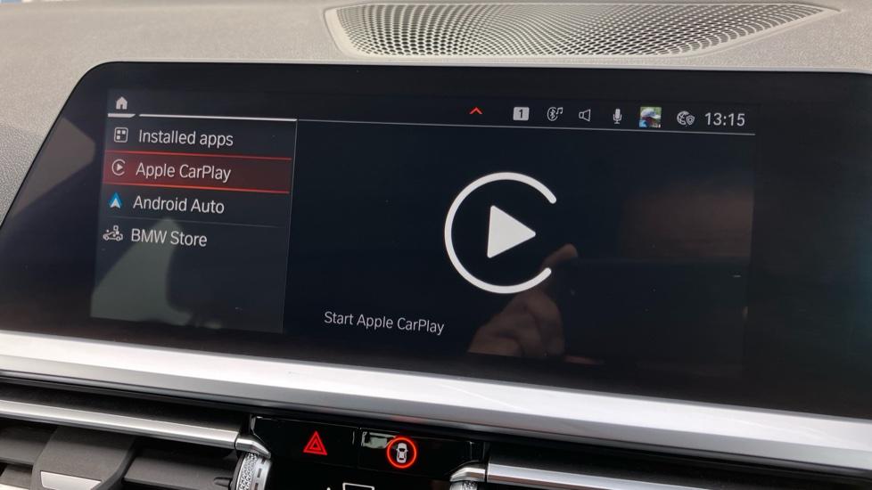 Apple Car Play & Android Auto