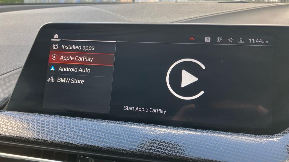 Apple Car Play & Android Auto