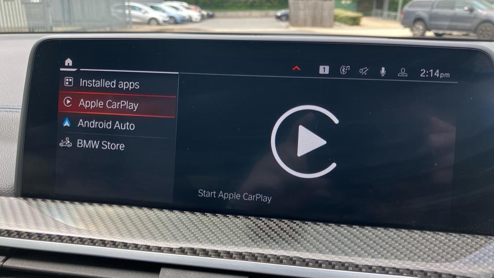 Apple Car Play & Android Auto