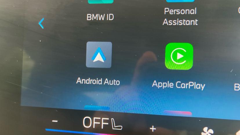 Apple Car Play & Android Auto