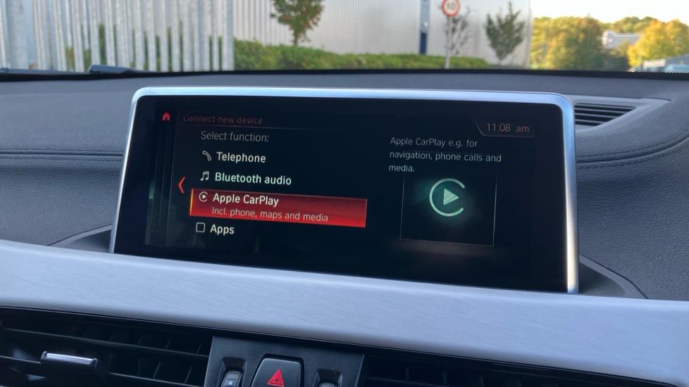 Apple Car Play