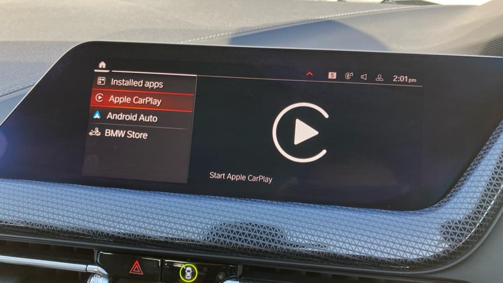 Apple Car Play & Android Auto