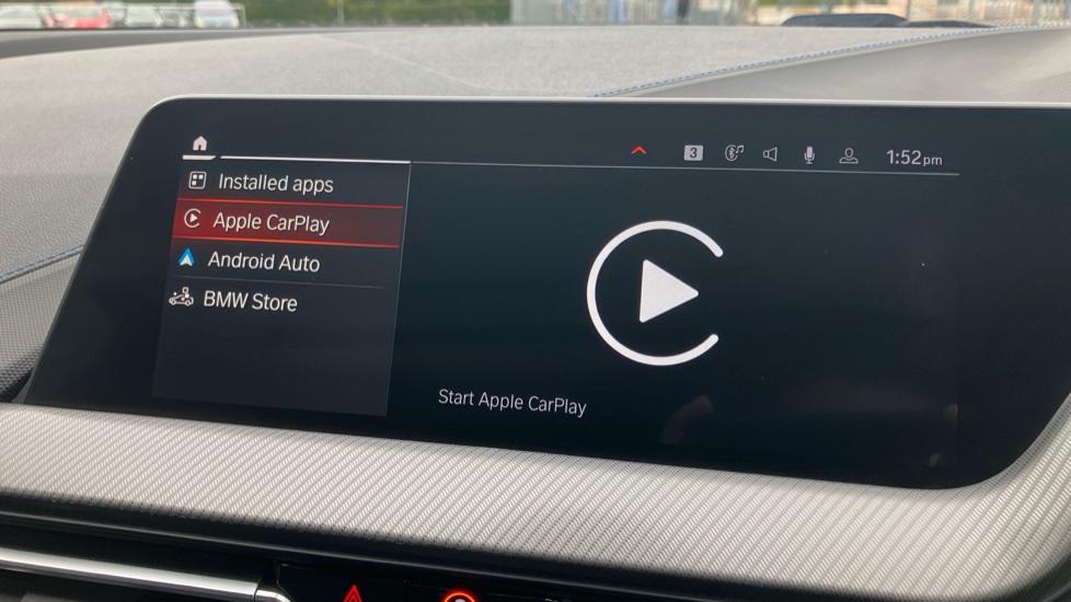 Apple Car Play & Android Auto