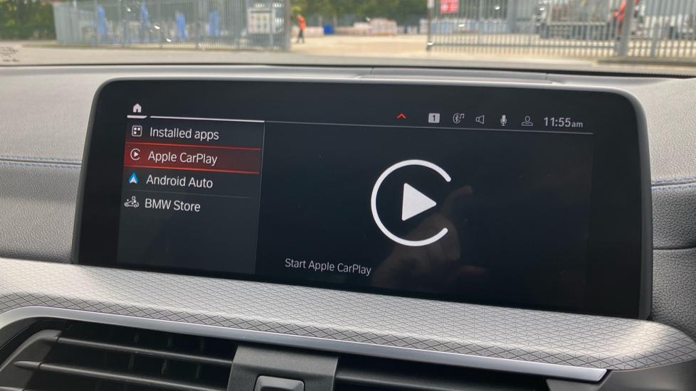 Apple Car Play & Android Auto