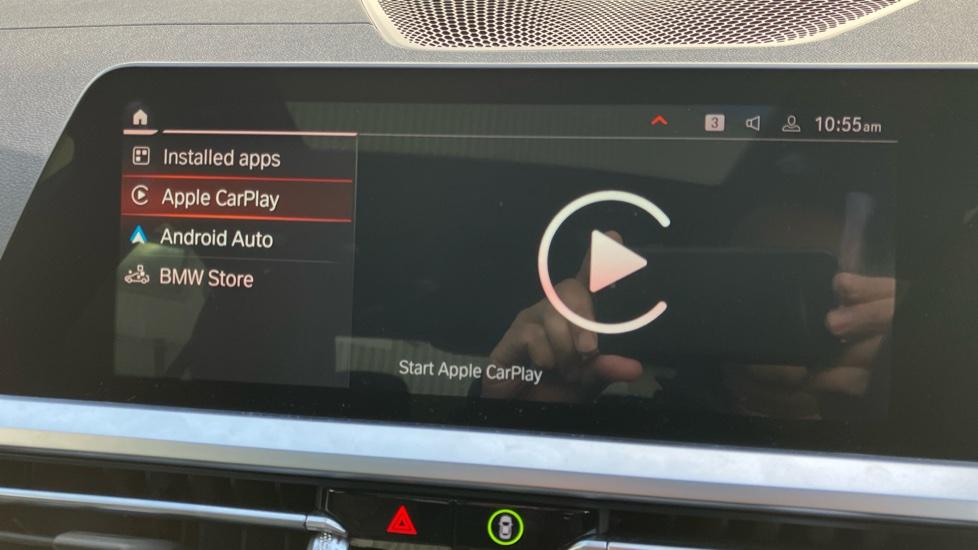 Apple Car Play & Android Auto