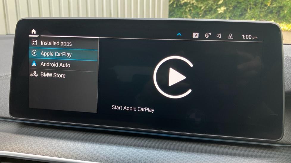 Apple Car Play & Android Auto