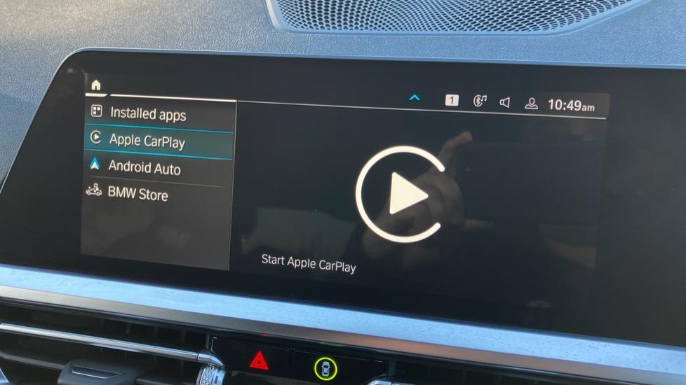 Apple Car Play & Android Auto