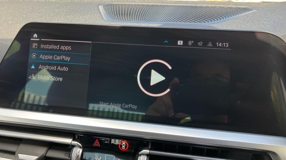 Apple Car Play & Android Auto