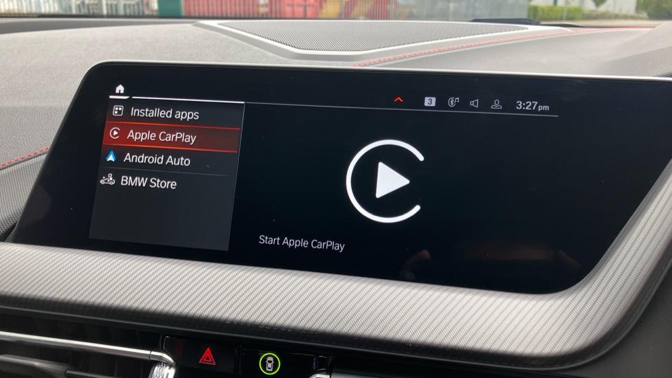 Apple Car Play & Android Auto