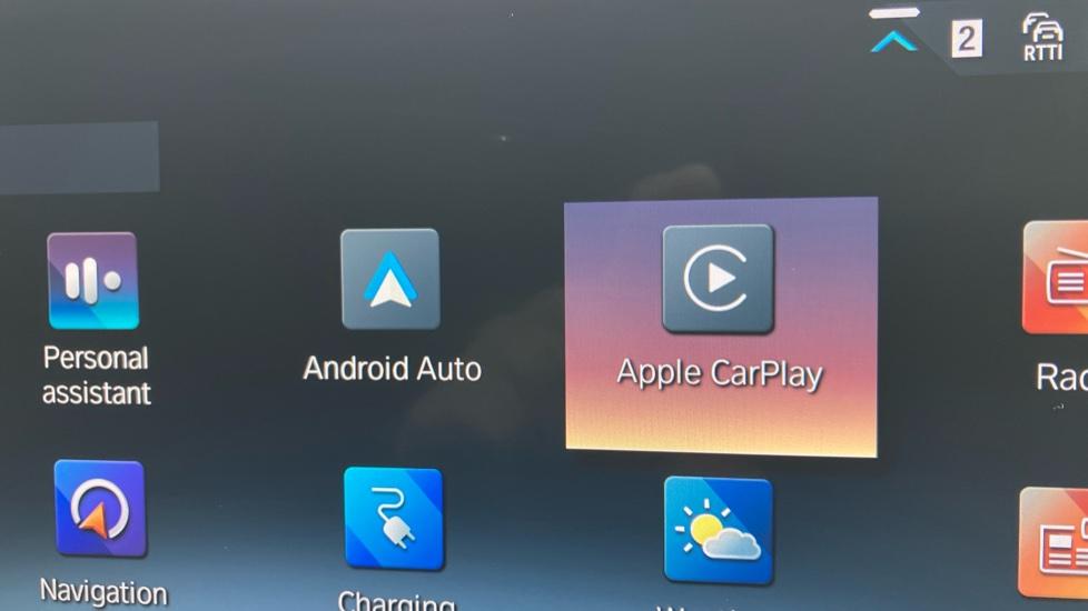 Apple Car Play & Android Auto