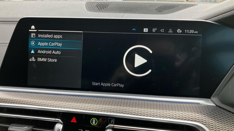 Apple Car Play & Android Auto