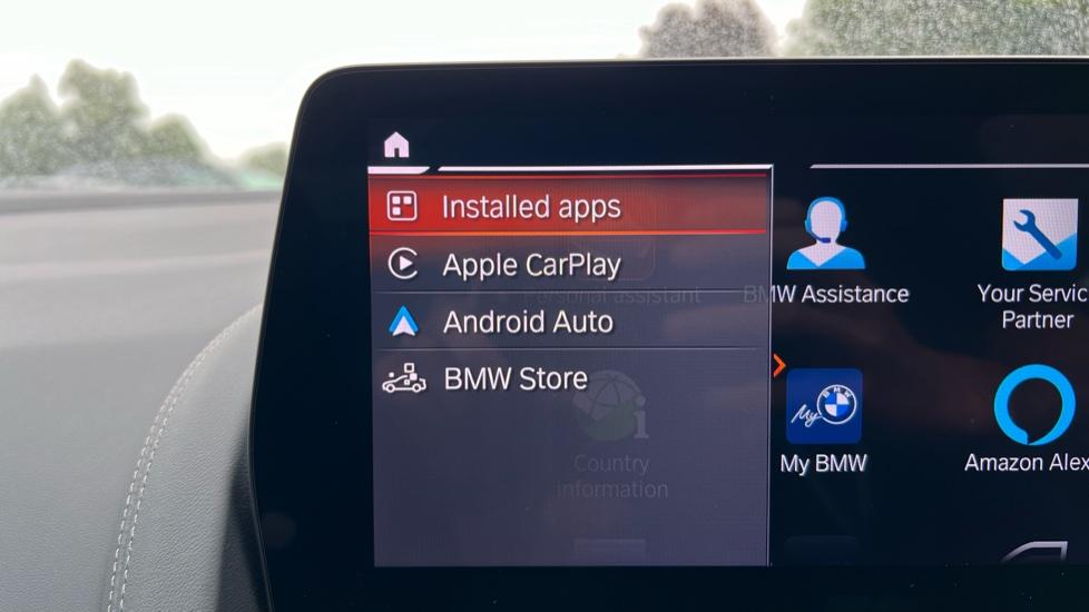 Apple Car Play & Android Auto