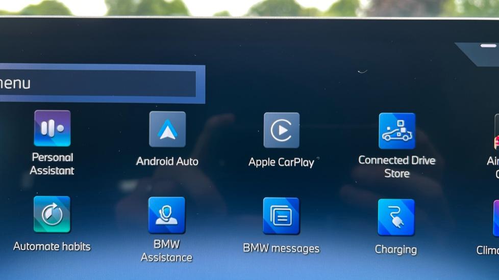 Apple Car Play & Android Auto