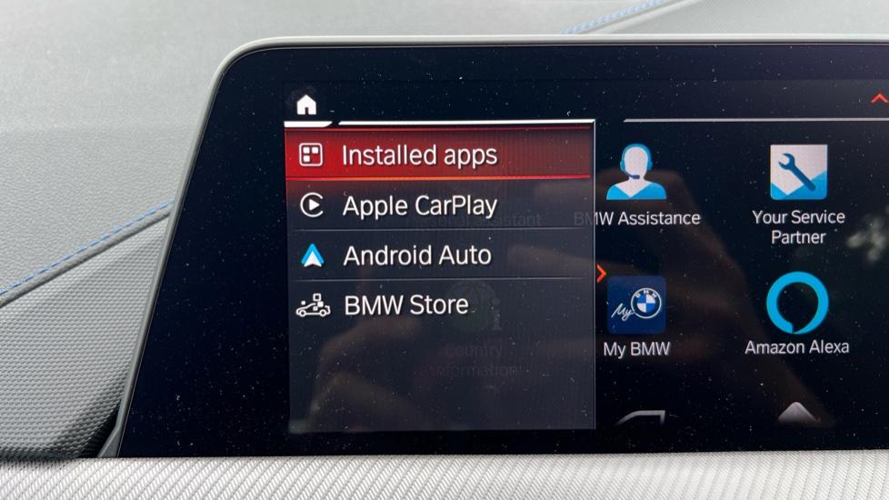 Apple Car Play & Android Auto