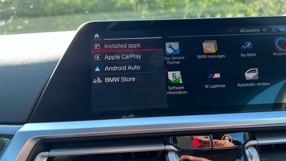 Apple Car Play & Android Auto