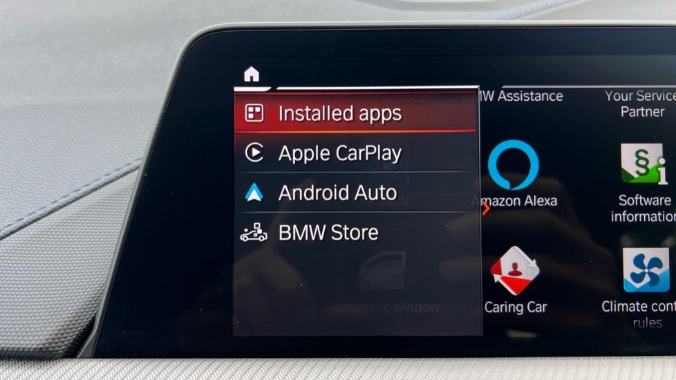 Apple Car Play & Android Auto