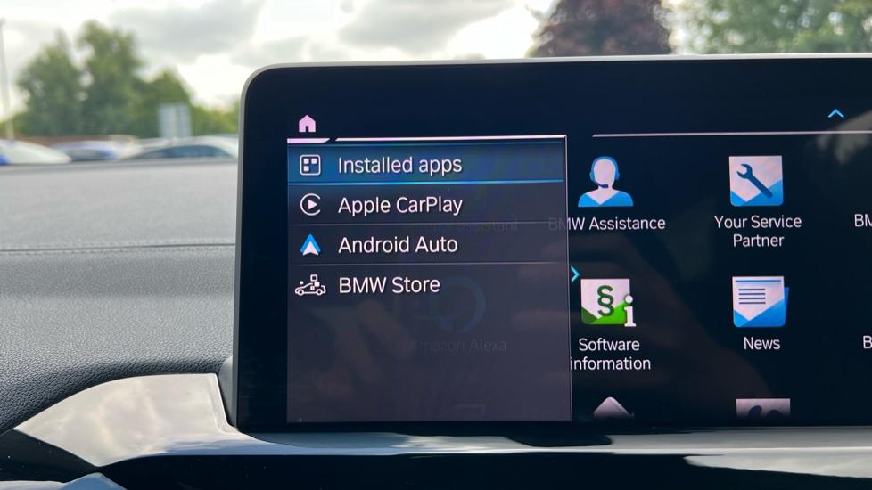 Apple Car Play & Android Auto