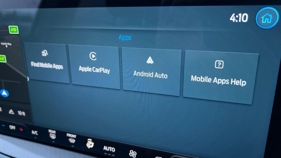 Apple Car Play & Android Auto