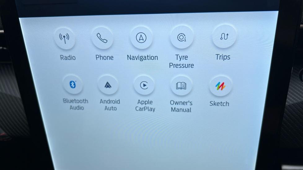 Apple Car Play & Android Auto