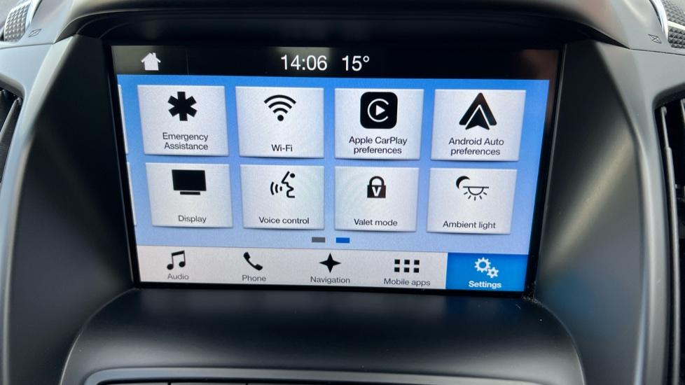 Apple Car Play & Android Auto