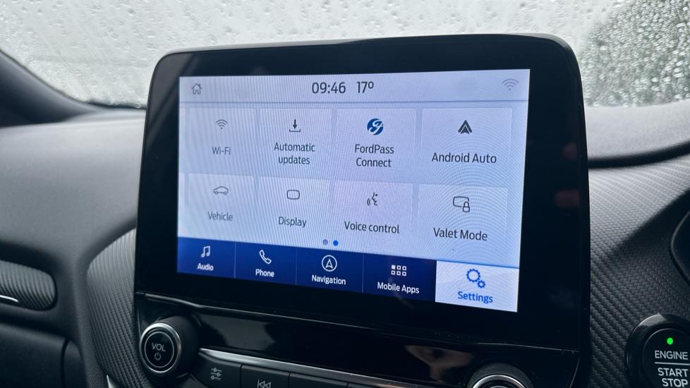 Apple Car Play & Android Auto