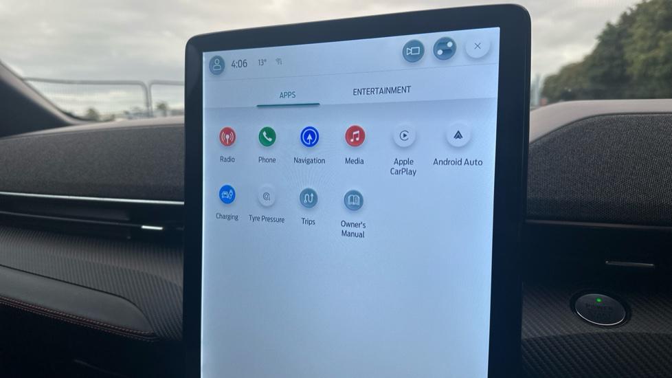 Apple Car Play & Android Auto